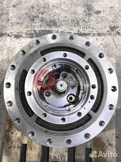 Бортовой редуктор Case CX290B