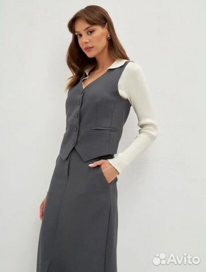 Костюм юбка жилетка