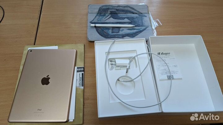 iPad 8 2020 wifi 32gb+Apple Pencil
