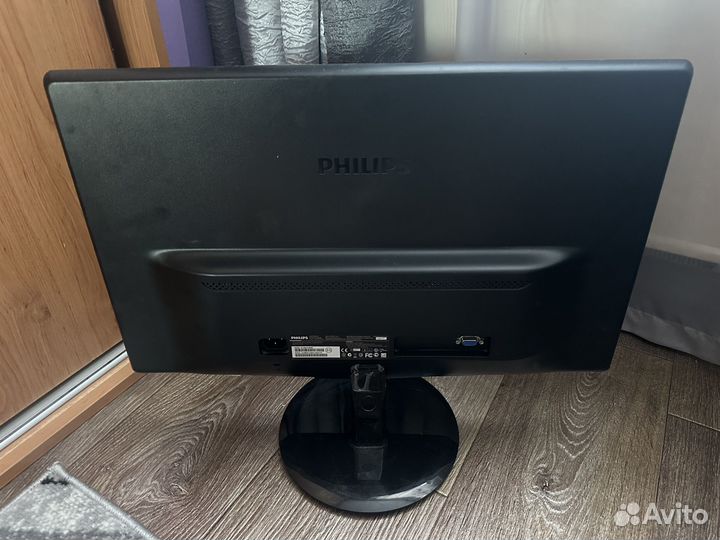 Монитор для компьютера philips