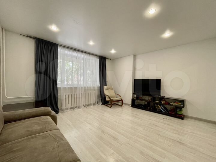 2-к. квартира, 61,4 м², 2/6 эт.