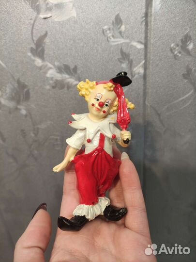Статуэтка клоун