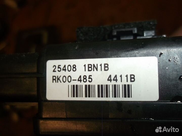 Моторчик стеклоподъемника передний правый