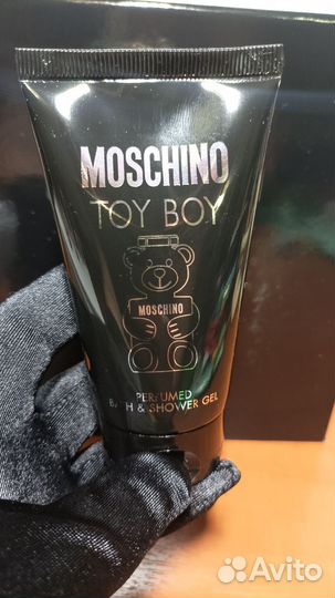 Парфюмированный гель для душа moschino TOY BOY