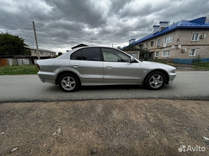 Mitsubishi Galant 2.5 AT, 2001, битый, 445 000 км