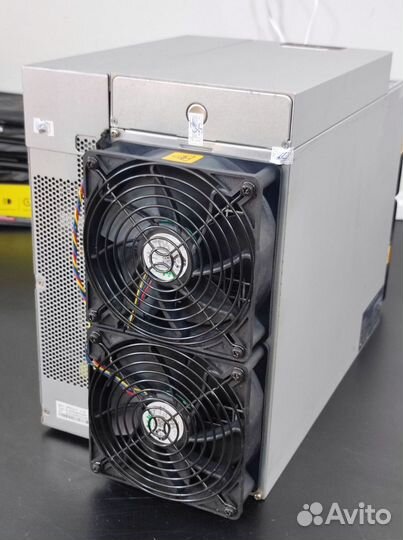 Asic майнер Bitmain Antminer S19