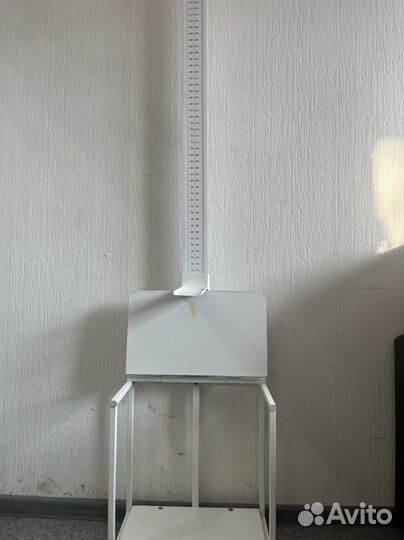 Пподаеться медицинский ростомер