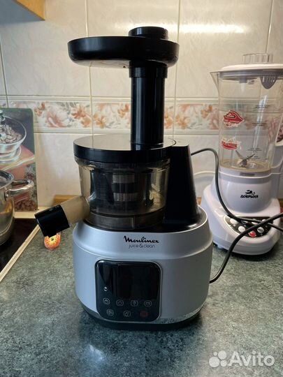 Соковыжималка шнековая Moulinex juice&clean