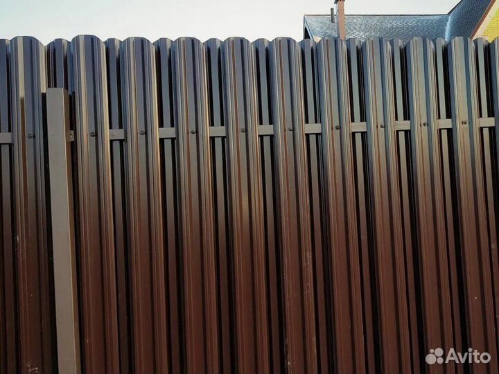 Забор из евроштакетника 1.5