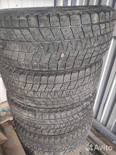 Bridgestone Blizzak DM-V1 265/65 R17