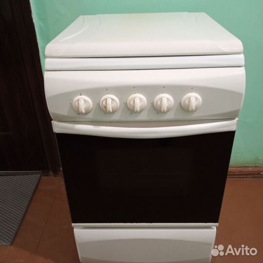 Газовая плита б/у Elenberg 5022