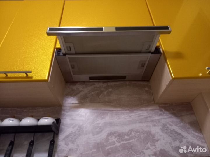 Кухонный гарнитур бу с техникой