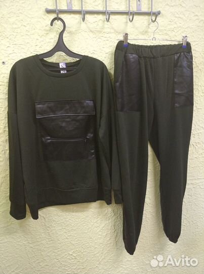 Спортивный костюм