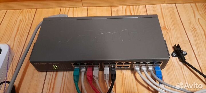 Коммутатор D-Link DES-1024D
