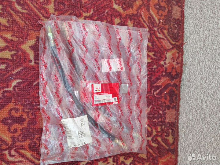 Тормозные шланги передние Renault Logan