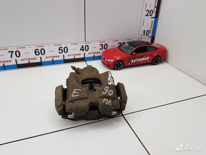 Суппорт передний левый (BMW 3)