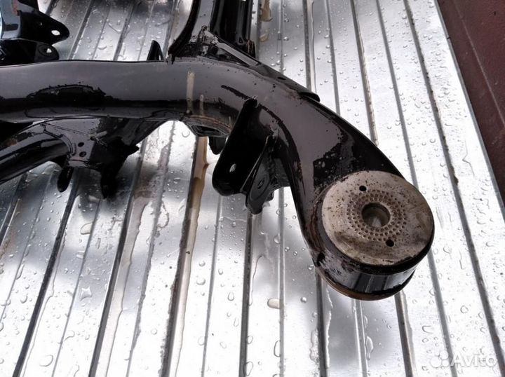 Балка задняя Audi Q7 2005 2015