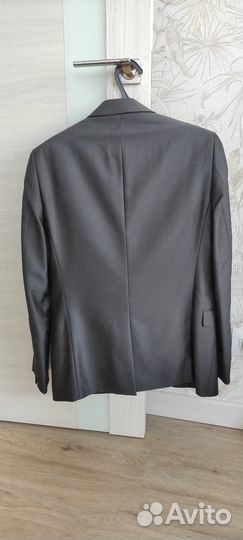 Мужской классический костюм как новый
