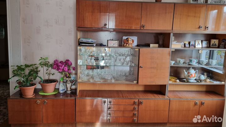 Стенка сервант полированная СССР