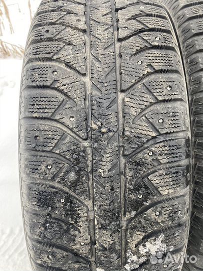 Bridgestone Ice Cruiser 7000 235/65 R17 108T