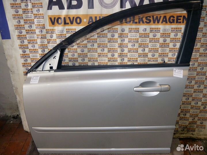 Дверь передняя левая S40-2 V50 Вольво Серебро