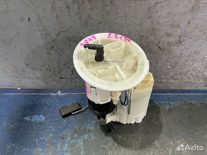 Бензонасос Audi A4 B8 1.8T