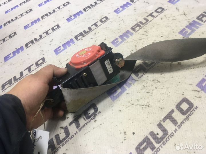 Ремень безопасности передний левый Мазда Демио