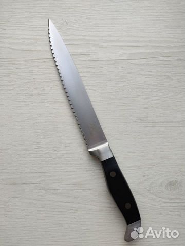 Кухонный хлебный нож
