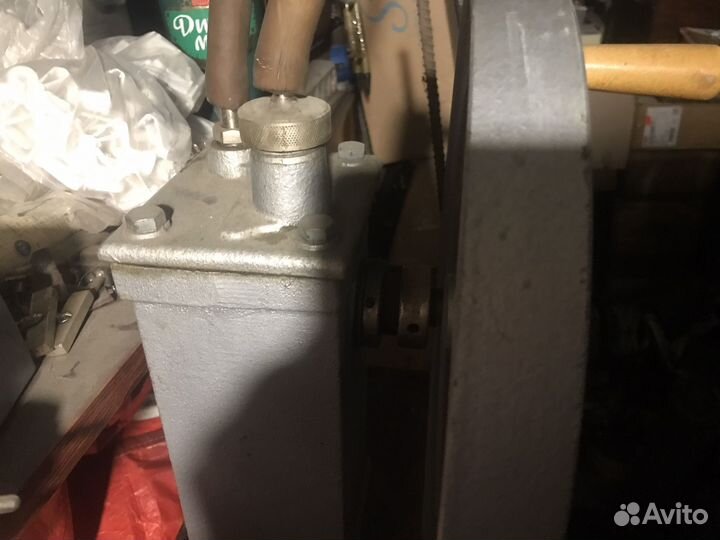 Вакуумный насос с ручным приводом