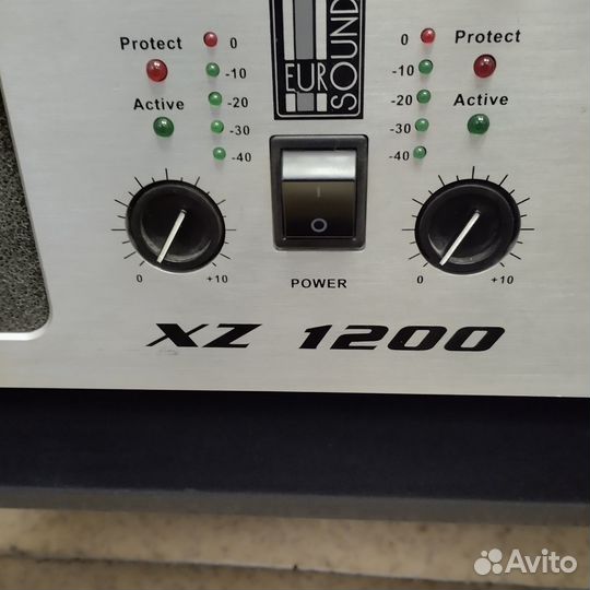 Комплект профессиональной звуковой аппаратуры