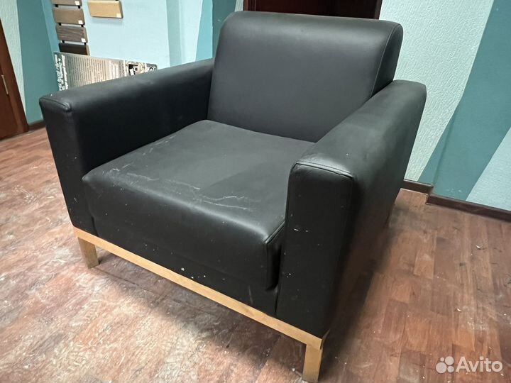 Диван и кресло