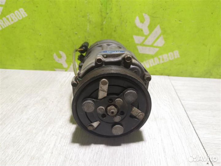 Компрессор кондиционера Шкода Октавия А4