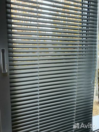 Жалюзи горизонтальные