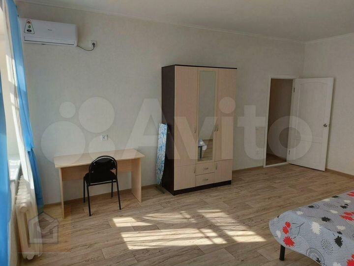 1-к. квартира, 40 м², 2/4 эт.