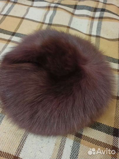 Меховой воротник и шапка из песца