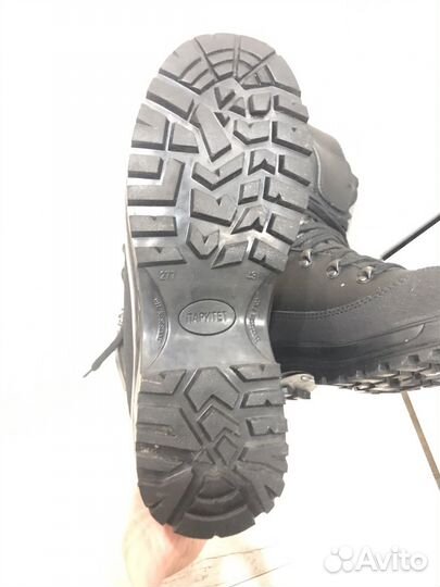 Берцы зимние 43 размер новые
