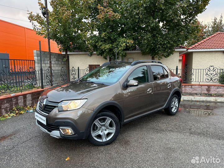 Renault Logan Stepway 1.6 МТ, 2018, 81 000 км