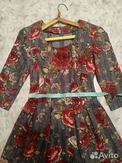 Платье 44 размер