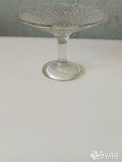 Ваза на ножке конфетница фруктовница