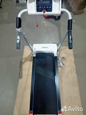 Беговая дорожка EVO fitness Integra II белая купить в Москве | Хобби и ...