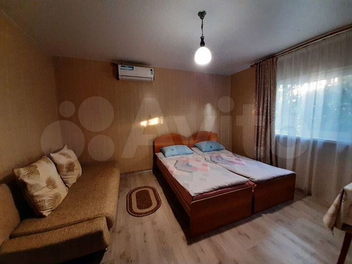 Коттедж 20 м² на участке 5 сот.