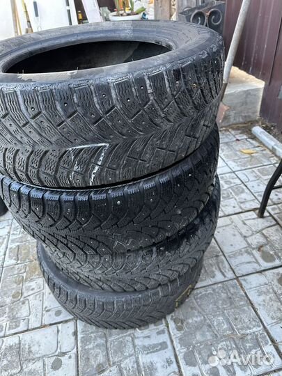 Michelin X-Ice 205/60 R16