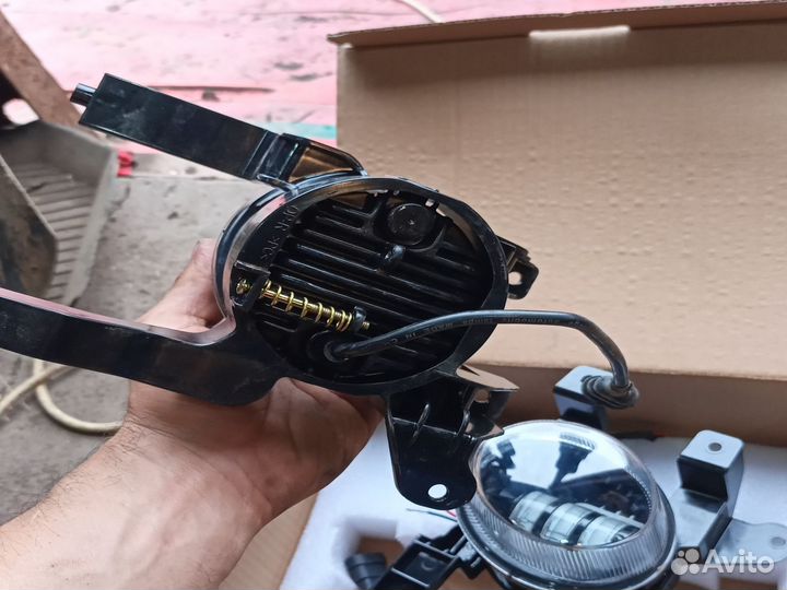 Противотуманные фары LED универсальные