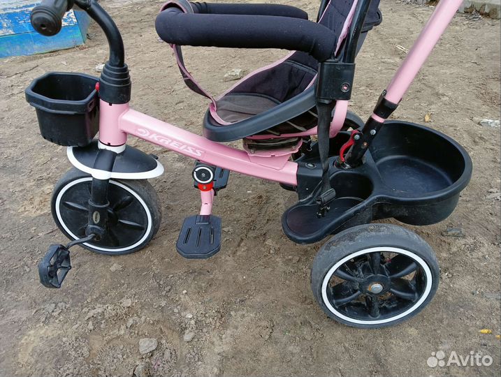 Детский велосипед с родительской ручкой
