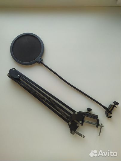 Микрофон bm 800 конденсаторный + держатель