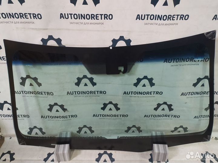 Стекло лобовое (под д.д.) Honda Accord Vlll 08