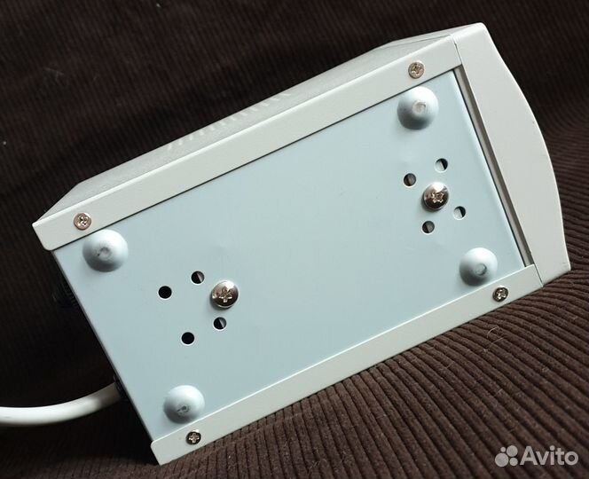 Стабилизатор напряжения Defender AVR Real 600VA