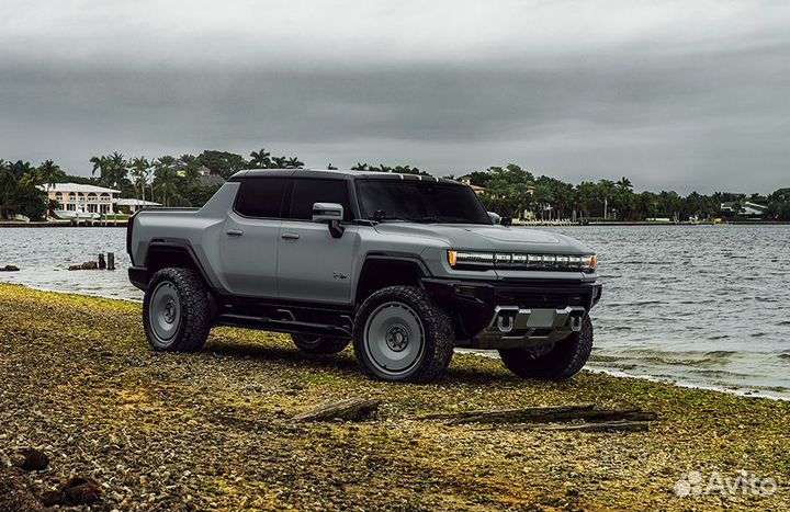 Кованные диски GT Forged R24 на GMC Hummer EV