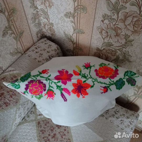Наволочка ручная вышивка 60-70 годов