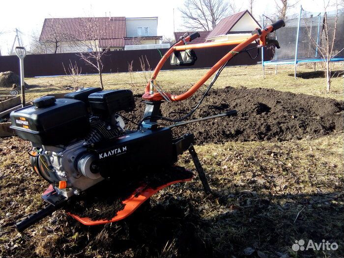 Вспашку землю